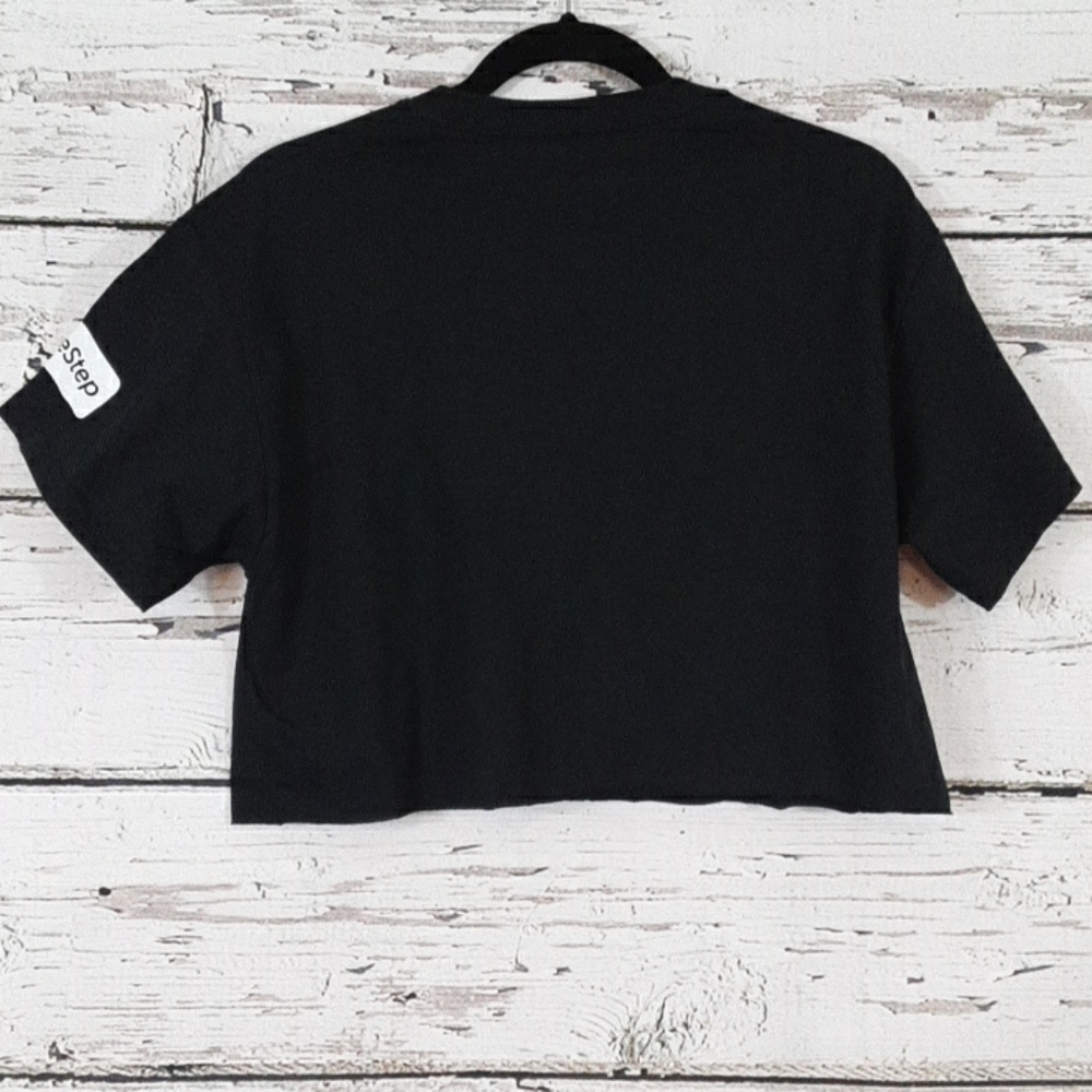 NWOT - Polaroid Crop Top - Picture 3 of 8